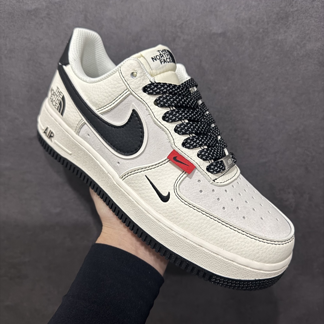 图片[3]-【公司级】Nk Air Force 1\’07 Low 北面联名 米黑红标 空军一号低帮休闲板鞋 BB7518-010rn#原楦头原纸板 原装鞋盒 定制五金配件 内置全掌气垫 原厂鞋底 r 尺码：36 36.5 37.5 38 38.5 39 40 40.5 41 42 42.5 43 44 44.5 45  编码：HXS310320-莆田鞋批发中心