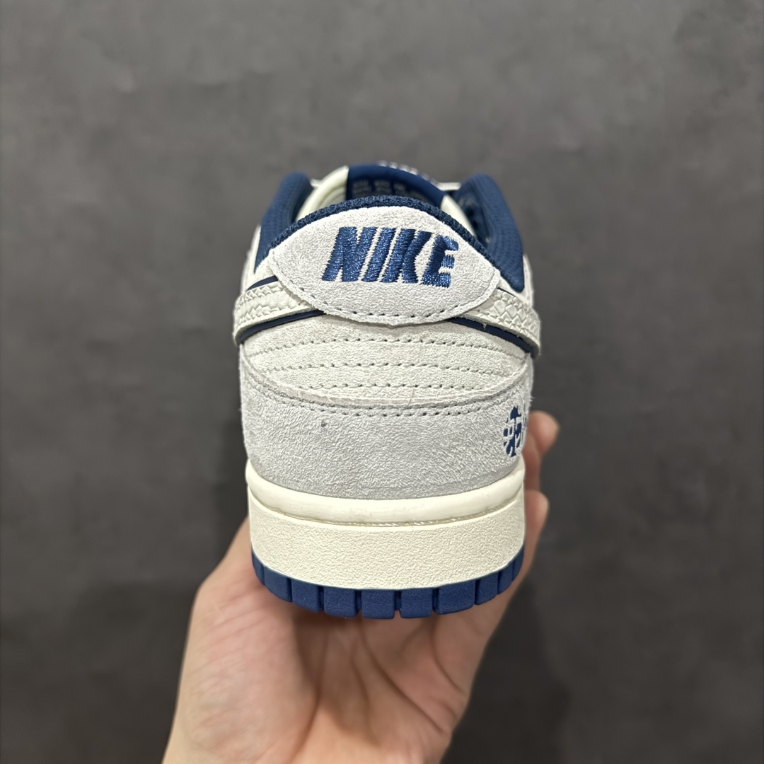 图片[4]-【定制版】Nk SB Dunk Low 北面蛇年联名 猪八白勾 周年高端定制 低帮休闲板鞋 DM6868-014rn#定制鞋盒 大厂纯原品质出货 超高清洁度 皮料切割干净无任何毛边 细节完美 r 尺码：36 36.5 37.5 38 38.5 39 40 40.5 41 42 42.5 43 44 44.5 45  编码：HXS340360-莆田鞋批发中心