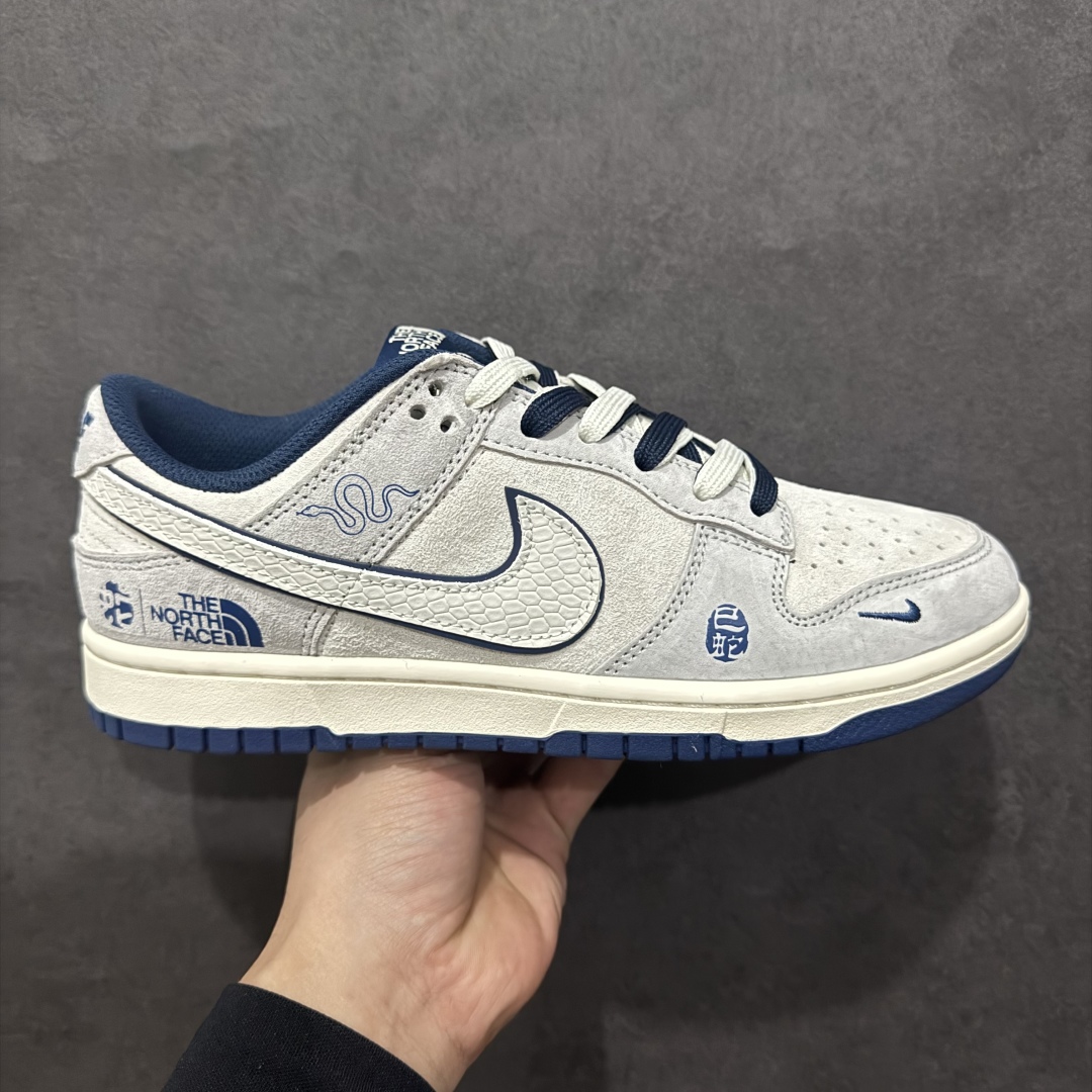 【定制版】Nk SB Dunk Low 北面蛇年联名 猪八白勾 周年高端定制 低帮休闲板鞋 DM6868-014rn#定制鞋盒 大厂纯原品质出货 超高清洁度 皮料切割干净无任何毛边 细节完美 r 尺码：36 36.5 37.5 38 38.5 39 40 40.5 41 42 42.5 43 44 44.5 45  编码：HXS340360-莆田鞋批发中心