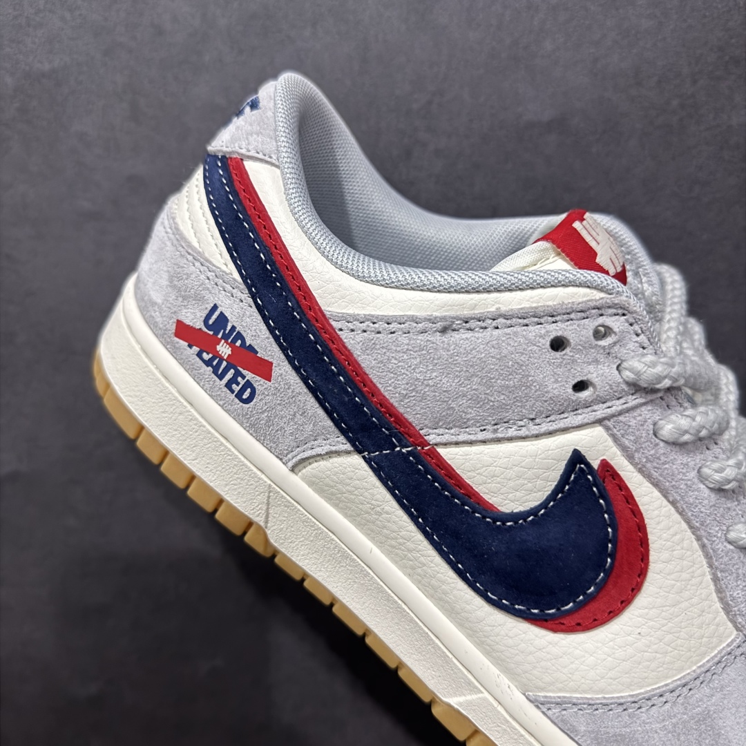 图片[6]-【定制版】Nk SB Dunk Low UN联名 猪生胶黑勾 周年高端定制 低帮休闲板鞋 DM6868-032rn#定制鞋盒 大厂纯原品质出货 超高清洁度 皮料切割干净无任何毛边 细节完美 r 尺码：36 36.5 37.5 38 38.5 39 40 40.5 41 42 42.5 43 44 44.5 45  编码：HXS340360-莆田鞋批发中心