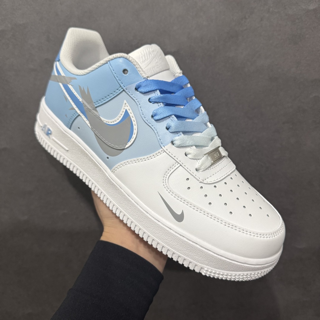 图片[3]-【公司级】Nk Air Force 1\’07 Low 二次元断勾 空军一号低帮休闲板鞋 CW2288-952rn#配色灵感来源于二次元漫画风，鞋面手绘渐变的蓝色色块，加上断勾设计，十分吸睛，整体配色简约，上脚百搭!r 尺码：36 36.5 37.5 38 38.5 39 40 40.5 41 42 42.5 43 44 44.5 45  编码：HXS290300-莆田鞋批发中心