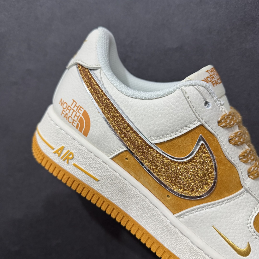 图片[6]-【公司级】Nike Air Force 1 Low 北面联名n原楦头原纸板 打造纯正空军版型 专注外贸渠道 全掌内置蜂窝气垫原盒配件 原厂中底钢印、拉帮完美  官方货号：QY6818 533 Size：36 36.5 37.5 38 38.5 39 40 40.5 41 42 42.5 43 44 45  编码：CC280300-莆田鞋批发中心