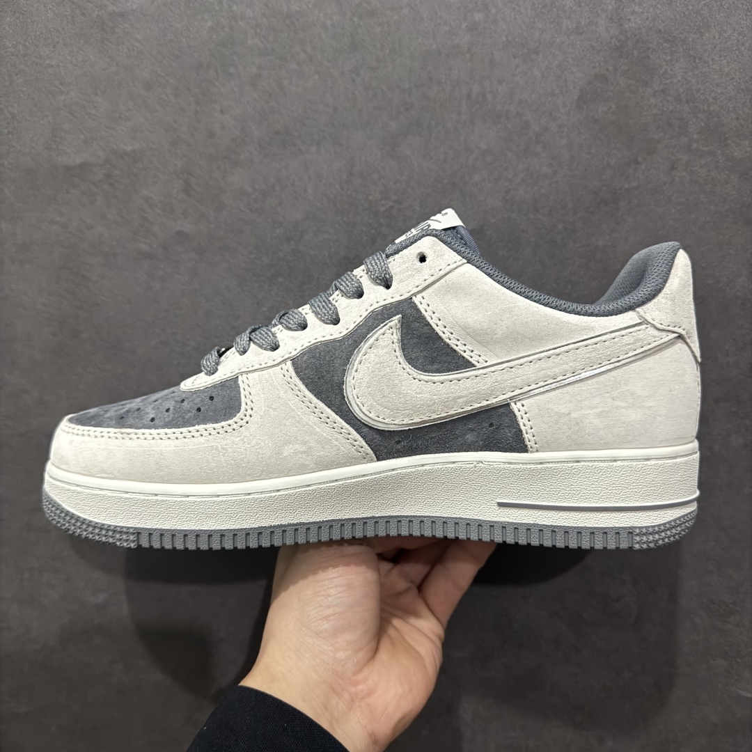 图片[2]-【公司级】Suprene x Air Force 1 Low 浅深灰拼接麂皮n原楦头原纸板 打造纯正空军版型n#专注外贸渠道 全掌内置蜂窝气垫 #原盒配件 原厂中底钢印、拉帮完美 官方同步上架 货号：ME2392-107 Size：36 36.5 37.5 38 38.5 39 40 40.5 41 42 42.5 43 44 44.5 45 编码：LF310320-莆田鞋批发中心