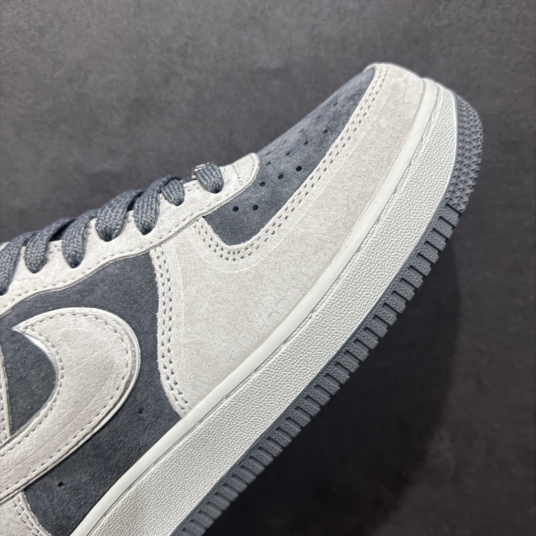 图片[5]-【公司级】Suprene x Air Force 1 Low 浅深灰拼接麂皮n原楦头原纸板 打造纯正空军版型n#专注外贸渠道 全掌内置蜂窝气垫 #原盒配件 原厂中底钢印、拉帮完美 官方同步上架 货号：ME2392-107 Size：36 36.5 37.5 38 38.5 39 40 40.5 41 42 42.5 43 44 44.5 45 编码：LF310320-莆田鞋批发中心