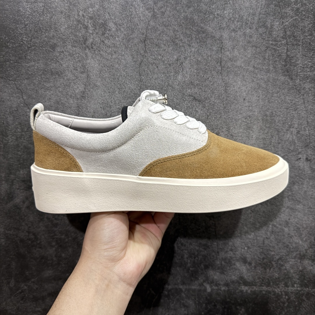 【广东纯原版本】敬畏上帝/Fear of God FOG 101 Low Top Sneaker 低帮板鞋 夜蓝浅灰米白色 欧美范儿必备 洛杉矶街头奢牌 平底低帮增高系带百搭休闲运动板鞋 附赠精致鞋带与配防尘袋配件 采用翻毛皮与牛剖革鞋面材质 外置耐磨橡胶大底Size：39 40 41 42 43 44 45 编码：TL290310-莆田鞋批发中心