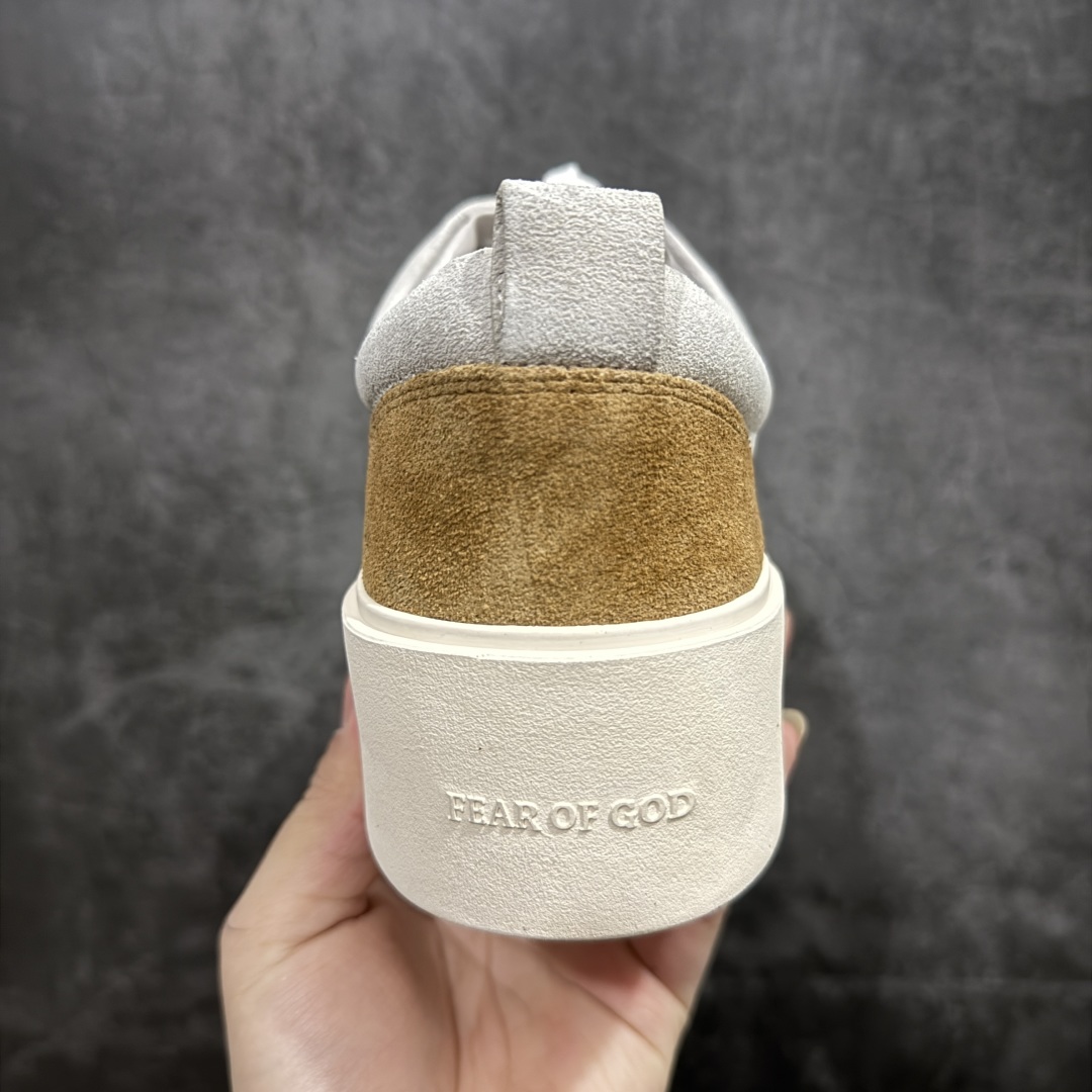 图片[4]-【广东纯原版本】敬畏上帝/Fear of God FOG 101 Low Top Sneaker 低帮板鞋 夜蓝浅灰米白色 欧美范儿必备 洛杉矶街头奢牌 平底低帮增高系带百搭休闲运动板鞋 附赠精致鞋带与配防尘袋配件 采用翻毛皮与牛剖革鞋面材质 外置耐磨橡胶大底Size：39 40 41 42 43 44 45 编码：TL290310-莆田鞋批发中心