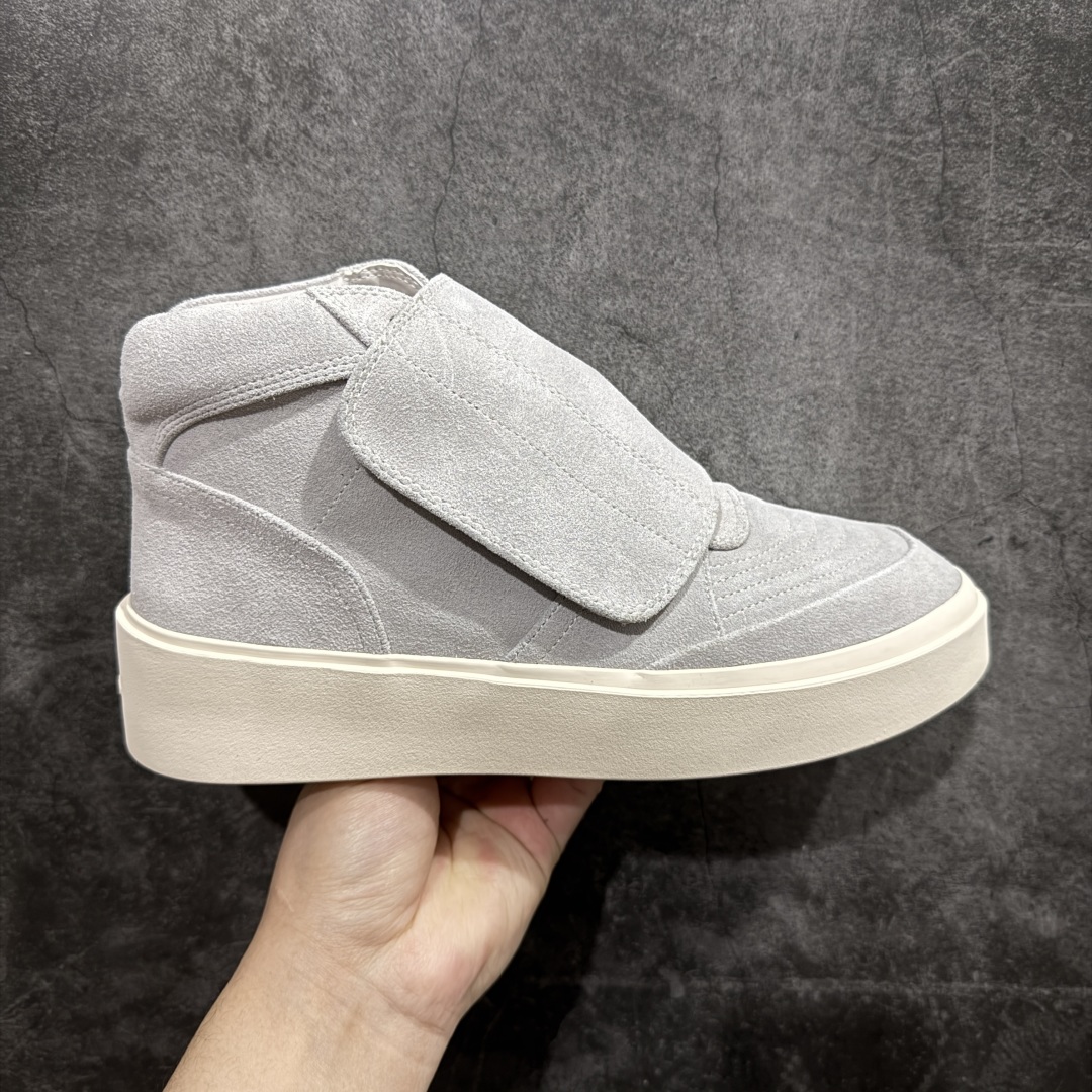 【广东纯原版本】敬畏上帝/Fear of God FOG 101 High Top Sneaker 高帮板鞋 夜蓝浅灰米白色 欧美范儿必备 洛杉矶街头奢牌 平底低帮增高系带百搭休闲运动板鞋 附赠精致鞋带与配防尘袋配件 采用翻毛皮与牛剖革鞋面材质 外置耐磨橡胶大底Size：39 40 41 42 43 44 45 编码：TL410430-莆田鞋批发中心