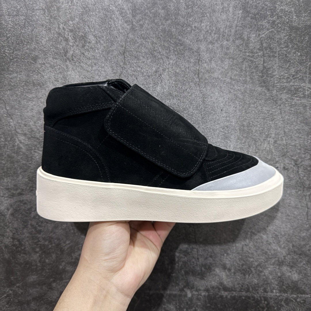 【广东纯原版本】敬畏上帝/Fear of God FOG 101 High Top Sneaker 高帮板鞋 夜蓝浅灰米白色 欧美范儿必备 洛杉矶街头奢牌 平底低帮增高系带百搭休闲运动板鞋 附赠精致鞋带与配防尘袋配件 采用翻毛皮与牛剖革鞋面材质 外置耐磨橡胶大底Size：39 40 41 42 43 44 45 编码：TL410430-莆田鞋批发中心