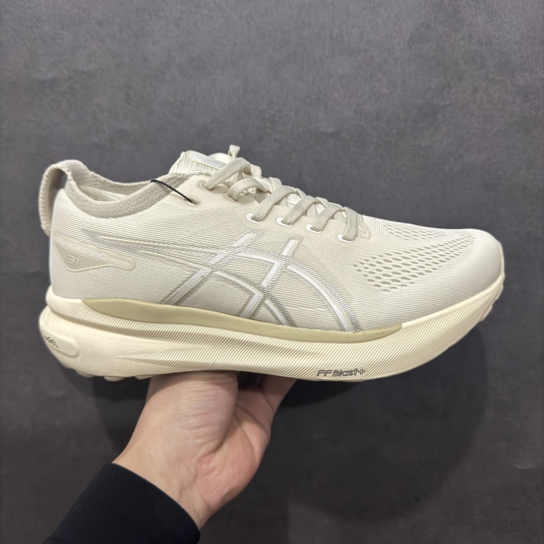 【公司级】Asics Gel-Kayano 31 Platinum  亚瑟士31代 运动休闲透气专业跑鞋 rn原档案据数开发楦型纸版 原装印尼工代进口单丝纤维程工网布鞋面，更贴合脚型和舒适透气，后跟稳定片带来合脚舒适的穿着感优化后的GEL，提供更好的缓冲保护性，FLYTEFOAM BLAST中底科技，兼具轻量、缓冲、回弹，提升跑步推进力，给跑步健将营造新的跑步体验。 r 尺码：36 37 37.5 38 39 39.5 40 40.5 41.5 42 42.5 43.5 44 45  编码：LDS230250-莆田鞋批发中心