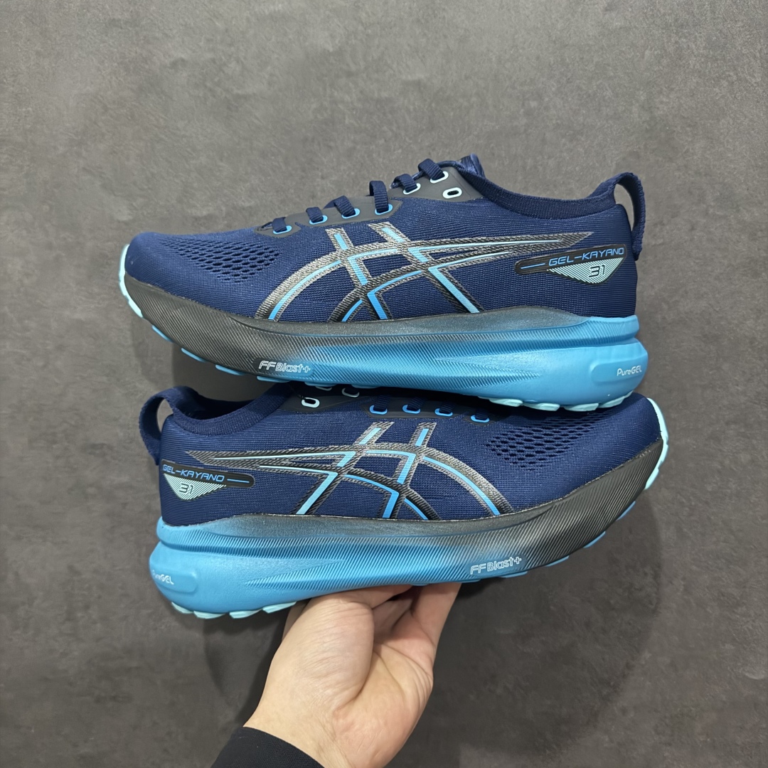 【公司级】Asics Gel-Kayano 31 Platinum  亚瑟士31代 运动休闲透气专业跑鞋 rn原档案据数开发楦型纸版 原装印尼工代进口单丝纤维程工网布鞋面，更贴合脚型和舒适透气，后跟稳定片带来合脚舒适的穿着感优化后的GEL，提供更好的缓冲保护性，FLYTEFOAM BLAST中底科技，兼具轻量、缓冲、回弹，提升跑步推进力，给跑步健将营造新的跑步体验。 r 尺码：36 37 37.5 38 39 39.5 40 40.5 41.5 42 42.5 43.5 44 45  编码：LDS230250-莆田鞋批发中心