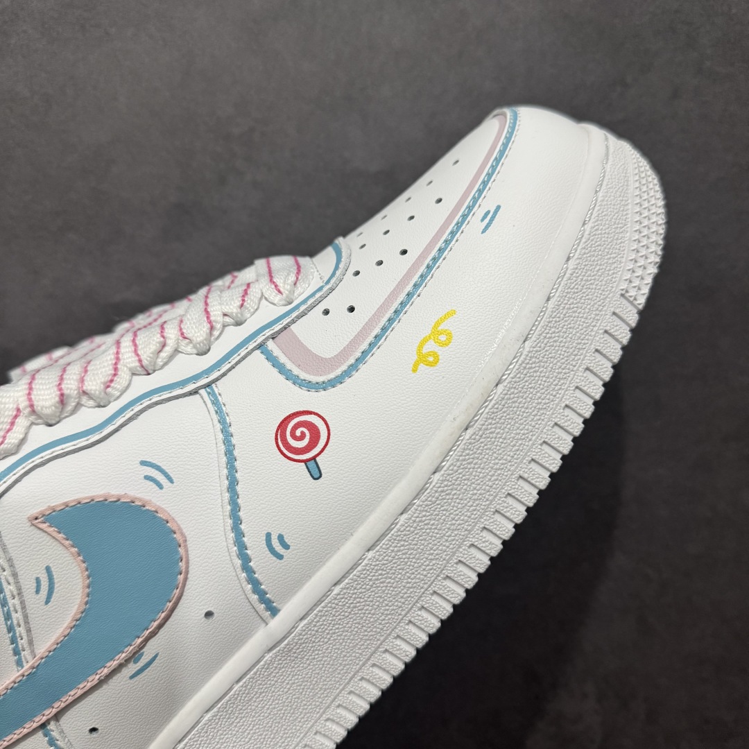 图片[5]-【公司级】Nike Air Force 1 Low 07 白蓝粉涂鸦n原楦头原纸板 打造纯正低帮空军版型 专注外贸渠道 全掌内置蜂窝气垫原盒配件 原厂中底钢印、拉帮完美官方货号：TY0301 111 Size：36 36.5 37.5 38 38.5 39 40 40.5 41 42 42.5 43 44 44.5 45 编码：LF310320-莆田鞋批发中心