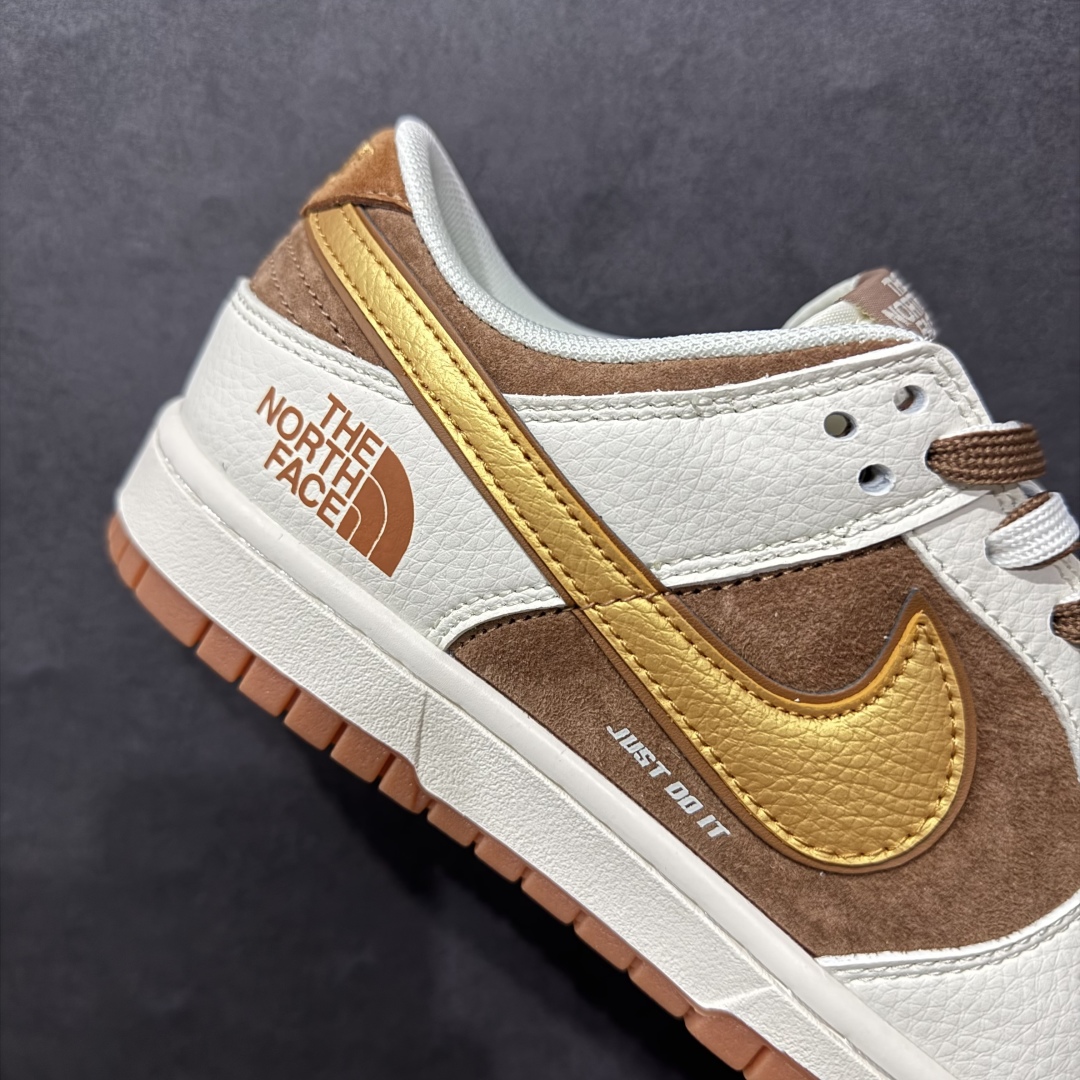 图片[6]-【定制版】Nk SB Dunk Low 北面联名 米棕黄勾 周年高端定制 低帮休闲板鞋 DM6868-020rn#定制鞋盒 大厂纯原品质出货 超高清洁度 皮料切割干净无任何毛边 细节完美 r 尺码：36 36.5 37.5 38 38.5 39 40 40.5 41 42 42.5 43 44 44.5 45  编码：HXS340360-莆田鞋批发中心