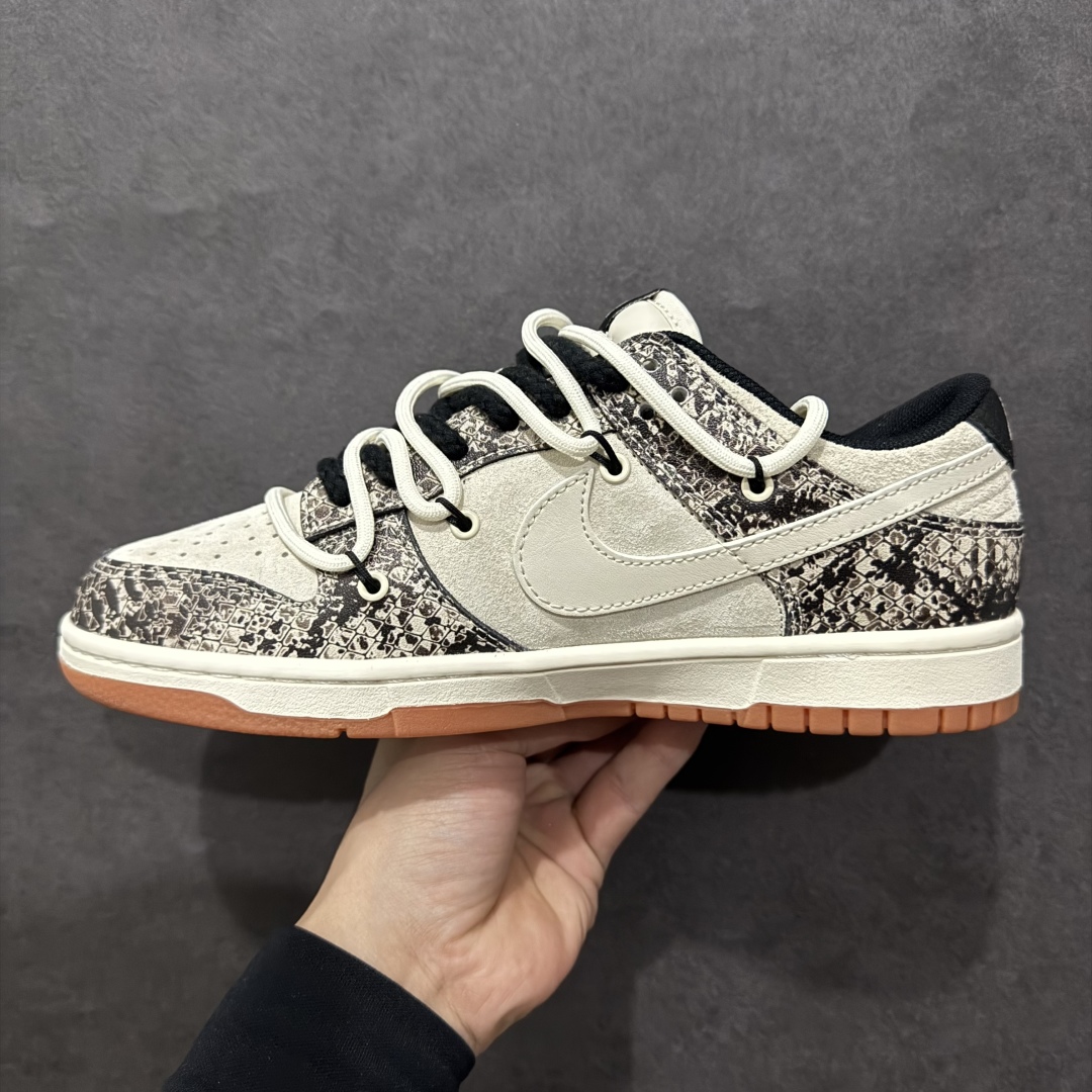 图片[2]-【定制版】Nk SB Dunk Low 蛇年系列 蛇鳞白勾 高端定制 低帮休闲板鞋n#定制鞋盒 大厂纯原品质出货 超高清洁度 皮料切割干净无任何毛边 细节完美货号：YX5066-275 尺码：36 36.5 37.5 38 38.5 39 40 40.5 41 42 42.5 43 44 44.5 45 编码：HXS340360-莆田鞋批发中心