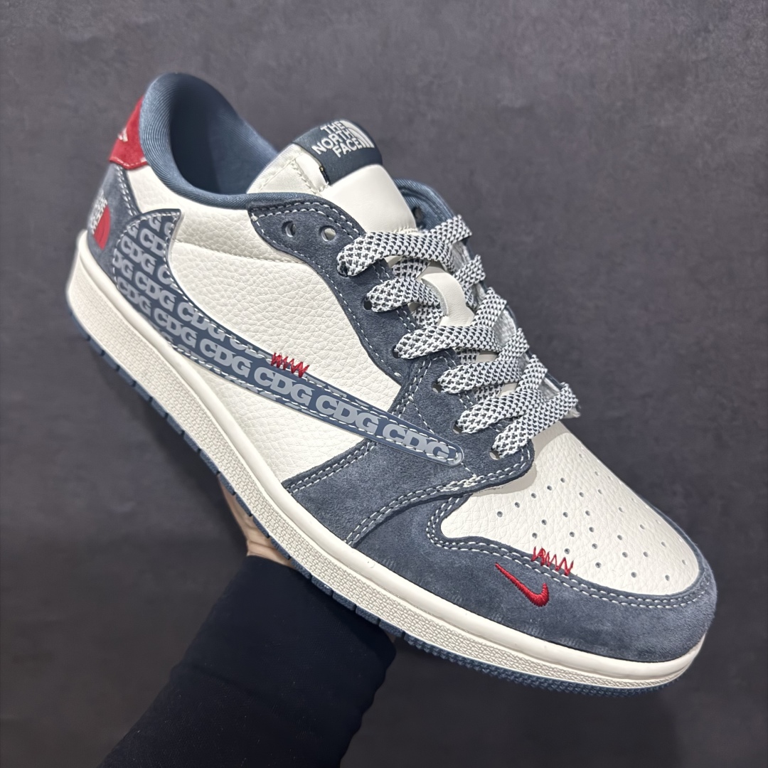 图片[3]-【定制版】Travis Scott x Fragment Design x Air Jordan 1 Low OG SP AJ1 乔1 北面联名 CDG白灰 低帮文化休闲板鞋n#多方联名合作融合了Travis Scott 独特的音乐风格，藤原浩个性的设计风格以及Jordan品牌的经典元素 使其成为一双具有独特身份和价值的鞋子 清新而立体的外观加上联名标识更突出了其独特身份 这种配色方案显示出活力和时尚感 在视觉上引人注目  鞋身的质感和细腻的细节处理使其显得高端而格调十足  这款“倒钩”联名是设计与创意完美结合  融合多方的个性风格是一款备受瞩目的潮流鞋款 货号：DM9288-005 尺码：36 36.5 37.5 38 38.5 39 40 40.5 41 42 42.5 43 44 44.5 45  编码：HXS340360-莆田鞋批发中心