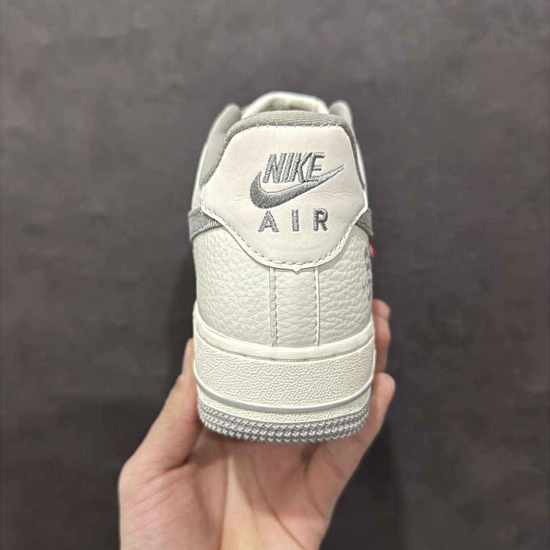 图片[4]-【公司级】Nike Air Force 1 Low 07 x Supreme 白灰小钩n原楦头原纸板 打造纯正低帮空军版型 专注外贸渠道 全掌内置蜂窝气垫原盒配件 原厂中底钢印、拉帮完美官方货号：CH6336 522 Size：36 36.5 37.5 38 38.5 39 40 40.5 41 42 42.5 43 44 44.5 45 编码：HXS310320-莆田鞋批发中心