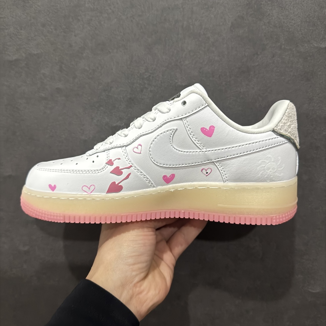 图片[2]-【公司级】Nike Air Force 1 Low 07 女帝涂鸦n原楦头原纸板 打造纯正低帮空军版型 专注外贸渠道 全掌内置蜂窝气垫原盒配件 原厂中底钢印、拉帮完美官方货号：FZ5741 119 Size：36 36.5 37.5 38 38.5 39 40 40.5 41 42 42.5 43 44 44.5 45 编码：HXS310320-莆田鞋批发中心