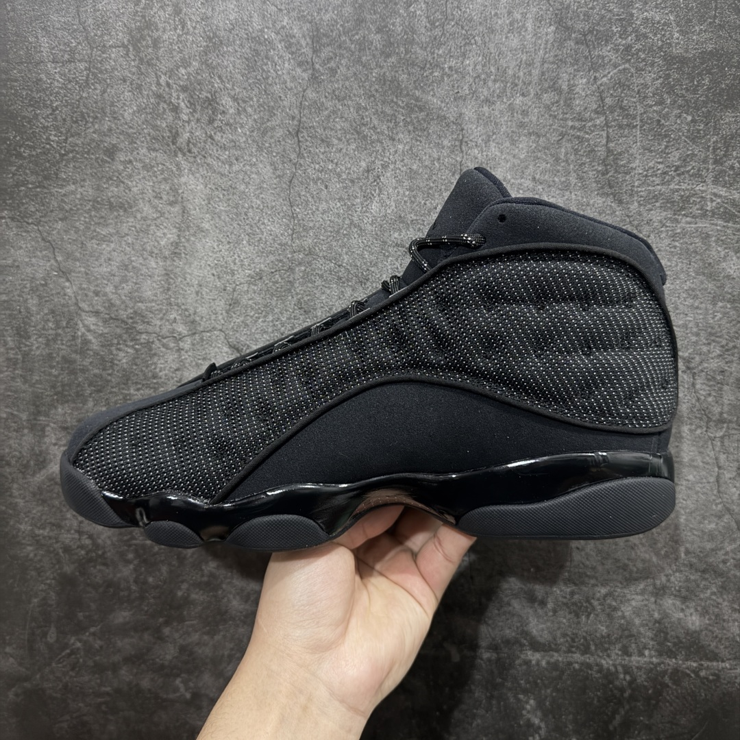 图片[2]-【TK至尊版】Air Jordan AJ13 纯黑 黑猫反光猫眼 414571-011n全新订单配色 高端零售外贸混卖专供品质国内专业外贸AJ大厂出品原厂楦头纸板 原厂皮料打造 3D变色原厂猫眼 真碳板 内置前后双气垫外贸大厂纯原出品 原鞋开发  版型近乎零偏差 采购原厂皮料 LOGO五金部件高价开发私模 杜绝一眼假版本 #原鞋1:1开模大底共3层贴合工艺 三层中间加入海玻璃缓震鞋垫 大底采用进口一次MD而非市面二次MD低价原料成型 进口MD材料异味较少比原鞋还少 市面异味大刺鼻 Size：40 40.5 41 42 42.5 43 44 44.5 45 46 47.5 编码：ZG460500-莆田鞋批发中心