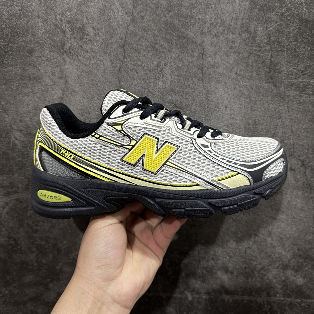 【公司级】New Balance NB740系列复古老爹风休闲运动慢跑鞋原盒 原吊牌 组合大底 1:1制作n此款鞋采用近几年比较流行的版型设计，外观时尚大气，鞋底采用耐磨的材质，穿上它，让您在平时生活和工作中都会感觉到舒适的体验。 货号：U740FR2 尺码：36 36.5 37.5 38 38.5 39 40 40.5 41 42 42.5 43 44 44.5 45 编码：FS240260-莆田鞋批发中心