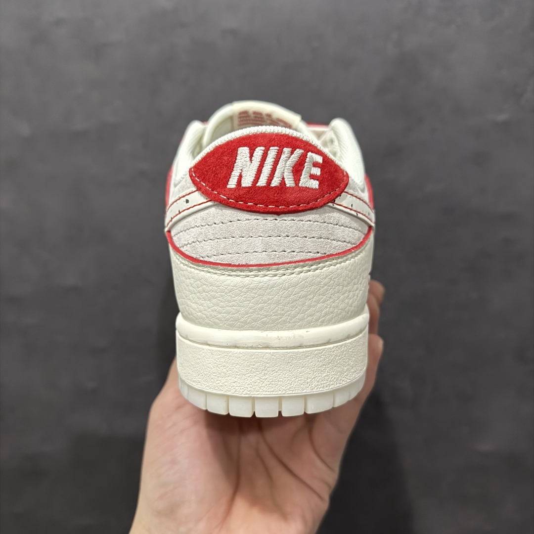 图片[4]-【定制版】Nike SB Dunk Low x Supreme 白红线条小钩双鞋带n纯原大厂出品 极力推荐n原装头层材料 独家版型蒸餾加工n帶來的是更好的视觉和脚感体验n大厂纯原品质出货 清洁度 电绣工艺皮料切割干净无任何毛边 细节完美 官方货号：DM6868 033 尺码：36 36.5 37.5 38 38.5 39 40 40.5 41 42 42.5 43 44 44.5 45  编码：HXS340360-莆田鞋批发中心