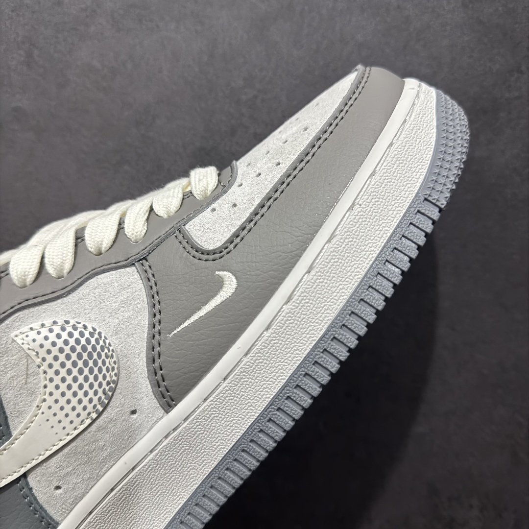 图片[5]-【公司级】Nike Air Force 1 Low 07 x Supreme 白灰蓝小钩n原楦头原纸板 打造纯正低帮空军版型 专注外贸渠道 全掌内置蜂窝气垫原盒配件 原厂中底钢印、拉帮完美官方货号：DM6688 023 Size：36 36.5 37.5 38 38.5 39 40 40.5 41 42 42.5 43 44 44.5 45 编码：HXS310320-莆田鞋批发中心