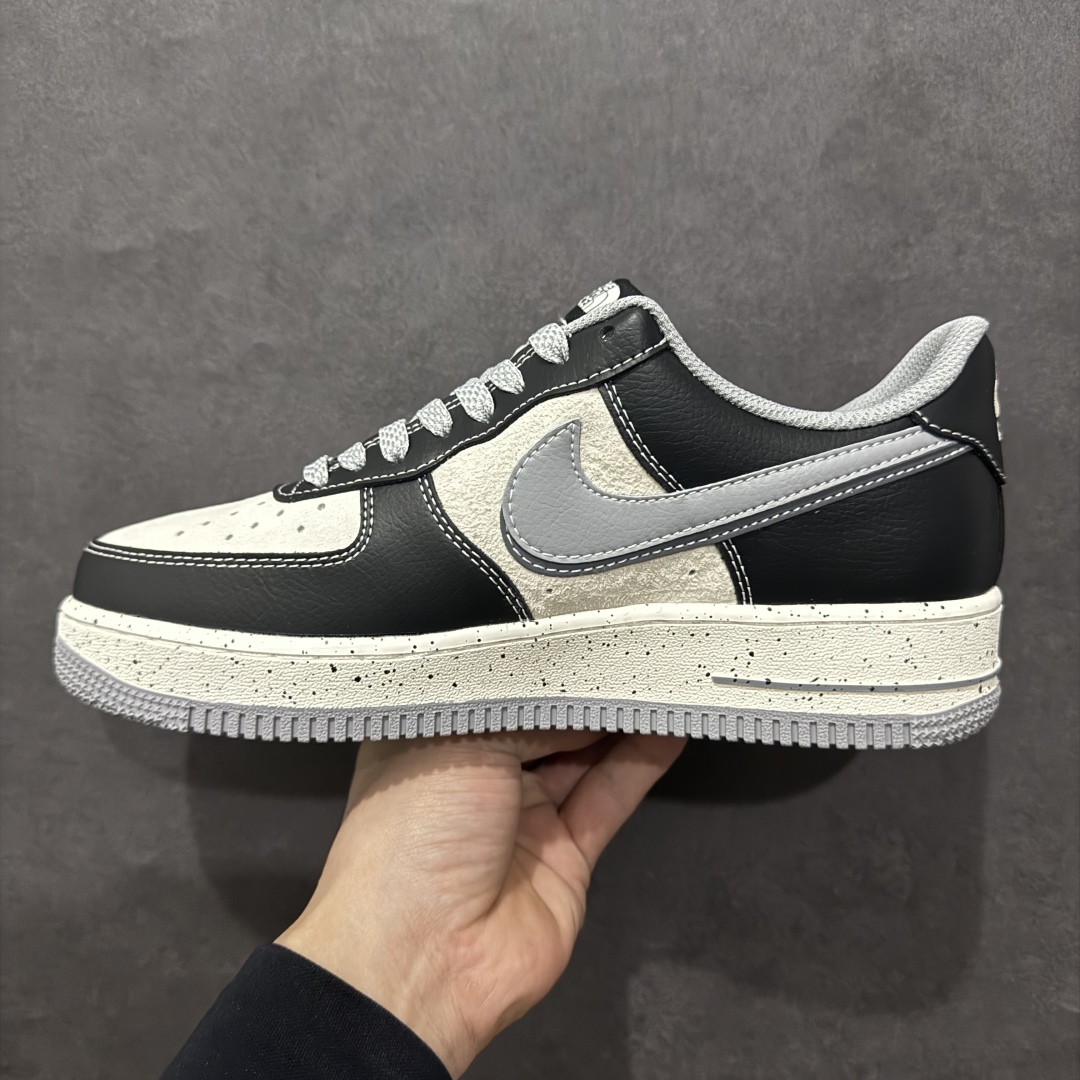 图片[2]-【公司级】Nike Air Force 1 Low 07 x The North Face 白黑灰小钩满天星n原楦头原纸板 打造纯正低帮空军版型 专注外贸渠道 全掌内置蜂窝气垫原盒配件 原厂中底钢印、拉帮完美官方货号：DM6688 020 Size：36 36.5 37.5 38 38.5 39 40 40.5 41 42 42.5 43 44 44.5 45 编码：HXS310320-莆田鞋批发中心