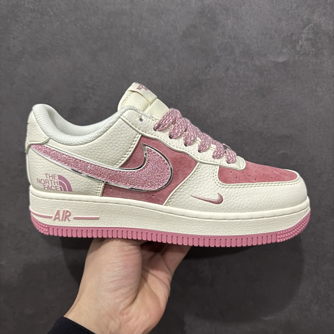 【定制版】Nike Air Force 1 Low 07 x The North Face 白粉小钩满天星n原楦头原纸板 打造纯正低帮空军版型 专注外贸渠道 全掌内置蜂窝气垫原盒配件 原厂中底钢印、拉帮完美官方货号：QY6818 538 Size：36 36.5 37.5 38 38.5 39 40 编码：CC280300n-莆田鞋批发中心