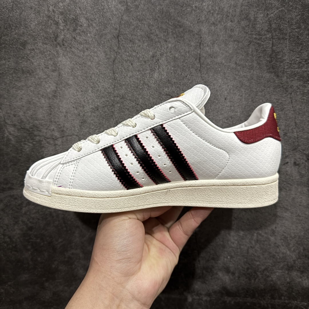 图片[2]-【公司级】Adidas Originals SUPERSTAR W渠道正品订单 诠释市场最高工艺水平n贝壳头经典小白板鞋 专柜上架同步配色n全鞋进口头层皮料打造。区别市面普通真标版本，进出专柜无压力 货号: JR8036 Size：35 36 36.5 37.5 38 38.5 39 40 40.5 41.5 42 42.5 43 44 45 编码：XN200220-莆田鞋批发中心