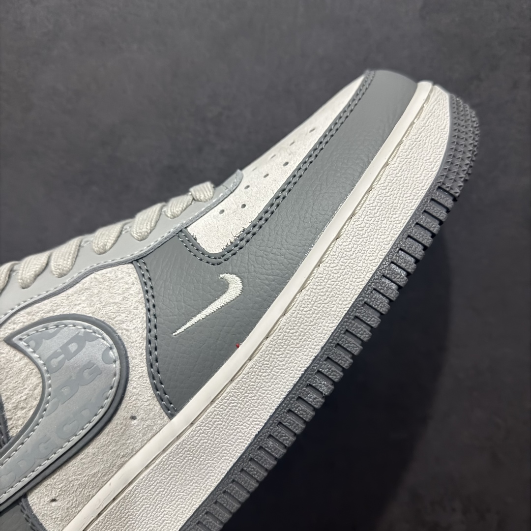 图片[5]-【定制版】Nike Air Force 1 Low 07 x The North Face x CDG 白灰红小钩n原楦头原纸板 打造纯正低帮空军版型 专注外贸渠道 全掌内置蜂窝气垫原盒配件 原厂中底钢印、拉帮完美官方货号：DM6868 050 Size：36 36.5 37.5 38 38.5 39 40 40.5 41 42 42.5 43 44 44.5 45 编码：HXS310320-莆田鞋批发中心