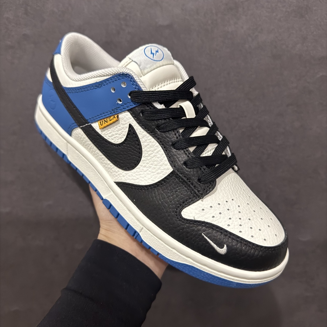 图片[3]-【定制版】Nike SB Dunk Low x Fragment Design 白黑蓝小钩n纯原大厂出品 极力推荐n原装头层材料 独家版型蒸餾加工n帶來的是更好的视觉和脚感体验n大厂纯原品质出货 清洁度 电绣工艺皮料切割干净无任何毛边 细节完美 官方货号：CY5979 110 尺码：36 36.5 37.5 38 38.5 39 40 40.5 41 42 42.5 43 44 44.5 45  编码：CC300320-莆田鞋批发中心