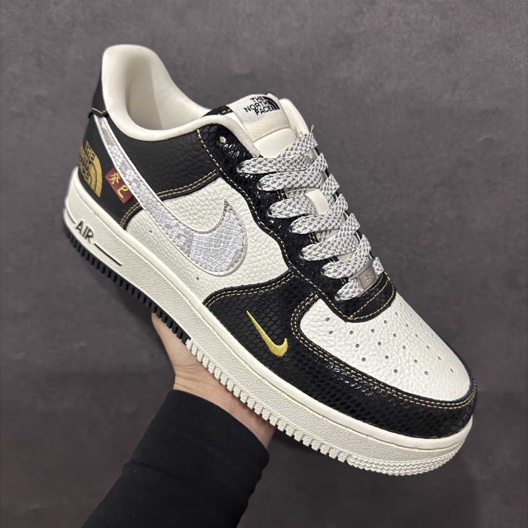 图片[3]-【定制版】耐克Nike Air Force 1 Low  空军一号 AF1 低帮百搭休闲运动板鞋。柔软、弹性十足的缓震性能和出色的中底设计，横跨复古与现代的外型结合，造就出风靡全球三十多年的Force 1。 货号：CH6336-520 尺码：36 36.5 37.5 38 38.5 39 40 40.5 41 42 42.5 43 44 45  编码：YB300320n-莆田鞋批发中心