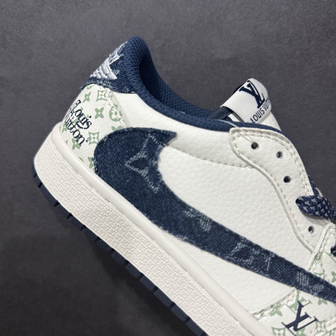 图片[6]-【定制版】Fragment x TS x Air Jordan 1 Low x LVn三方联名倒钩低帮 全新的三方联名低帮倒钩鞋面延续了黑脚趾设计 点缀上Travis Scott 标志性的Logon完善极具Fragment Design的设计风格n左右脚分别以Travis Scott鬼脸和乔丹飞翼加以修饰0彰显出三方联名的奢华格调 官方货号：SJ2068 004 Size：36 36.5 37.5 38 38.5 39 40 40.5 41 42 42.5 43 44 44.5 45 编码：YB240260-莆田鞋批发中心