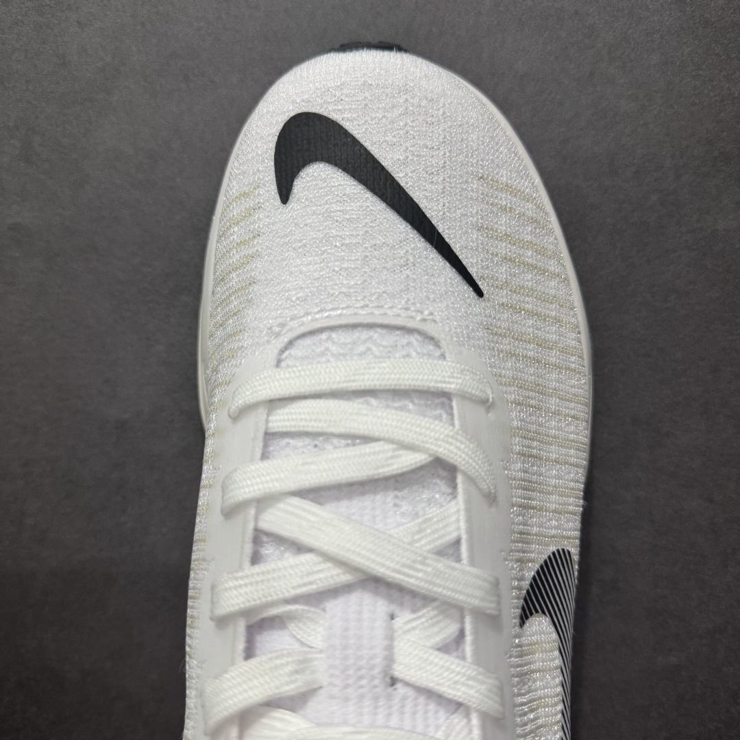 图片[8]-【公司级】Nike Zoomx Invincible Run FK 3休闲运动慢跑鞋n采用外露式Flyknit飞织面料鞋面材质 搭载ZoomX轻盈泡棉缓震科技中底 货号:DR2615-101 尺码:36 36.5 37.5 38 38.5 39 40 40.5 41 42 42.5 43 44 45 编码：LDS210230-莆田鞋批发中心