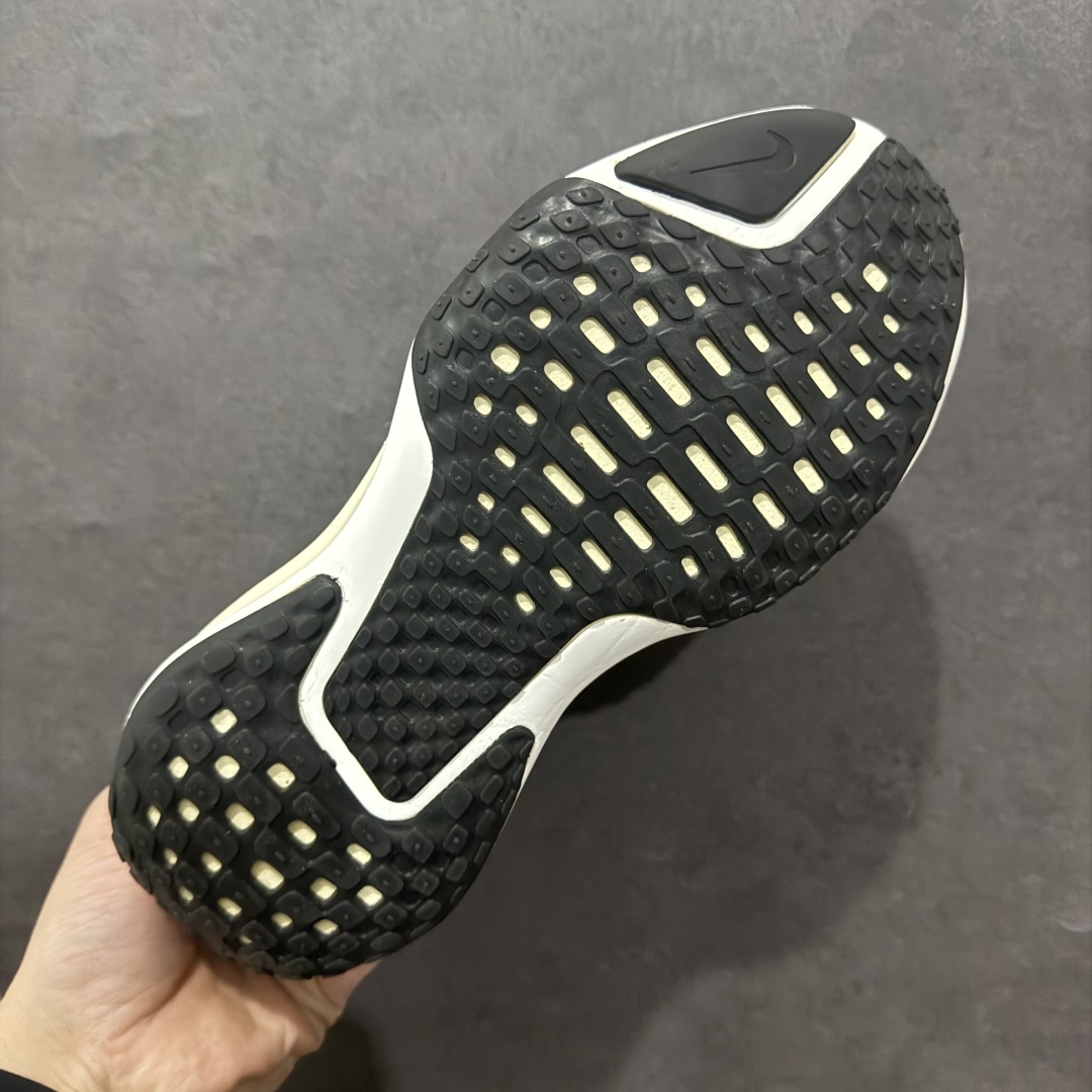 图片[9]-【公司级】Nike Zoomx Invincible Run FK 3休闲运动慢跑鞋n采用外露式Flyknit飞织面料鞋面材质 搭载ZoomX轻盈泡棉缓震科技中底 货号:DR2615-001 尺码:36 36.5 37.5 38 38.5 39 40 40.5 41 42 42.5 43 44 45 编码：LDS210230-莆田鞋批发中心