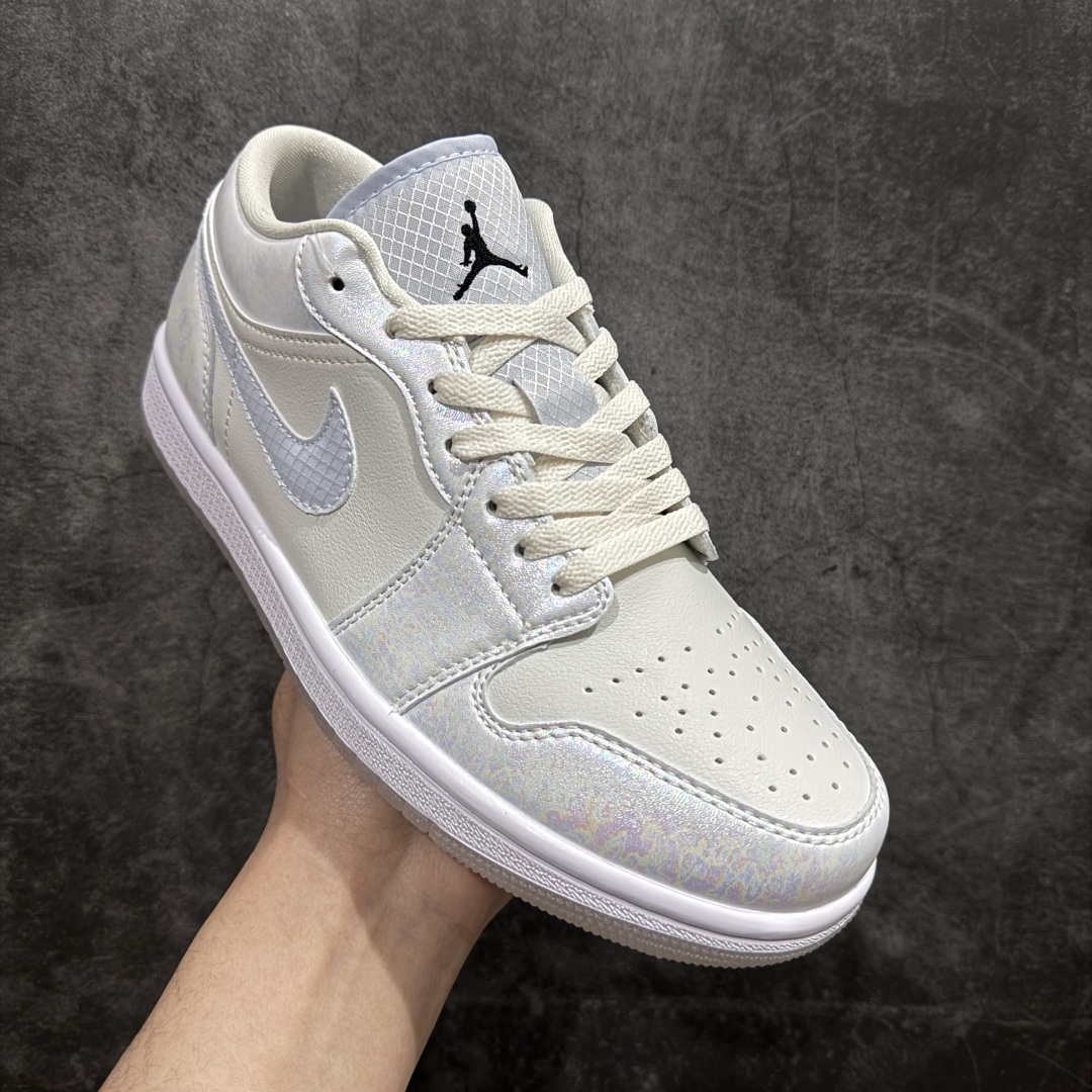 图片[3]-【K版】Nike Air Jordan 1 Low OG\”Year of the Snake\”AJ1乔丹一代低帮经典复古文化休闲运动篮球鞋“浅灰白淡绿蛇年” 货号：HF4080-001n鞋码：36 36.5 37.5 38 38.5 39 40 40.5 41 42 42.5 43 44 44.5 45 46 编码：LDS230250-莆田鞋批发中心