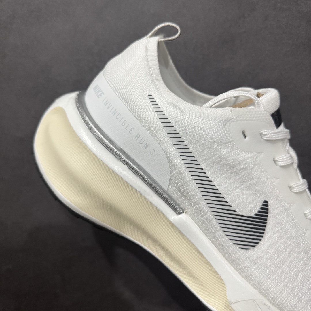 图片[6]-【公司级】Nike Zoomx Invincible Run FK 3休闲运动慢跑鞋n采用外露式Flyknit飞织面料鞋面材质 搭载ZoomX轻盈泡棉缓震科技中底 货号:DR2660-102 尺码:36 36.5 37.5 38 38.5 39 40 40.5 41 42 42.5 43 44 45 编码：LDS210230-莆田鞋批发中心