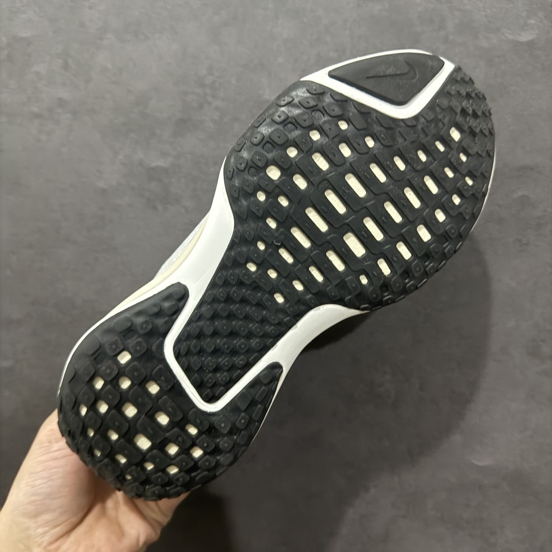 图片[9]-【公司级】Nike Zoomx Invincible Run FK 3休闲运动慢跑鞋n采用外露式Flyknit飞织面料鞋面材质 搭载ZoomX轻盈泡棉缓震科技中底 货号:DR2660-102 尺码:36 36.5 37.5 38 38.5 39 40 40.5 41 42 42.5 43 44 45 编码：LDS210230-莆田鞋批发中心