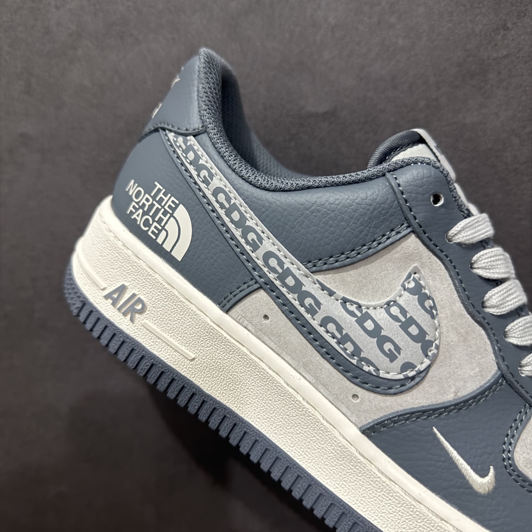 图片[6]-【定制版】Nike Air Force 1 Low 07 x The North Face x CDG 灰蓝小钩n原楦头原纸板 打造纯正低帮空军版型 专注外贸渠道 全掌内置蜂窝气垫原盒配件 原厂中底钢印、拉帮完美官方货号：DM6868 051 Size：36 36.5 37.5 38 38.5 39 40 40.5 41 42 42.5 43 44 44.5 45 编码：HXS310320-莆田鞋批发中心