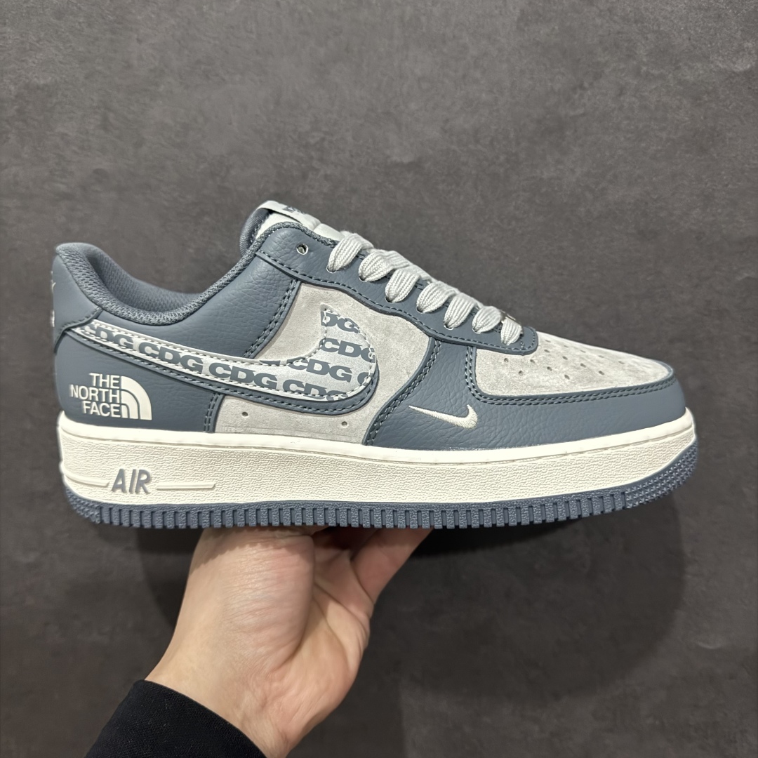 【定制版】Nike Air Force 1 Low 07 x The North Face x CDG 灰蓝小钩n原楦头原纸板 打造纯正低帮空军版型 专注外贸渠道 全掌内置蜂窝气垫原盒配件 原厂中底钢印、拉帮完美官方货号：DM6868 051 Size：36 36.5 37.5 38 38.5 39 40 40.5 41 42 42.5 43 44 44.5 45 编码：HXS310320-莆田鞋批发中心