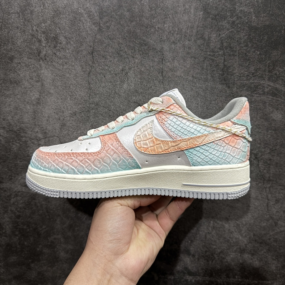 【纯原礼盒版】Nk Air Force 1'07 Low ”Late Spring Rain” 春迟雨礼盒装 空军一号低帮休闲板鞋 DX2678-111