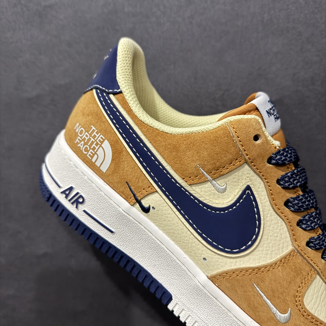 图片[6]-【定制版】Nike Air Force 1 Low 07 x The North Face 黄橙蓝三小钩满天星n原楦头原纸板 打造纯正低帮空军版型 专注外贸渠道 全掌内置蜂窝气垫原盒配件 原厂中底钢印、拉帮完美官方货号：DM6868 053 Size：36 36.5 37.5 38 38.5 39 40 40.5 41 42 42.5 43 44 44.5 45 编码：HXS310320-莆田鞋批发中心