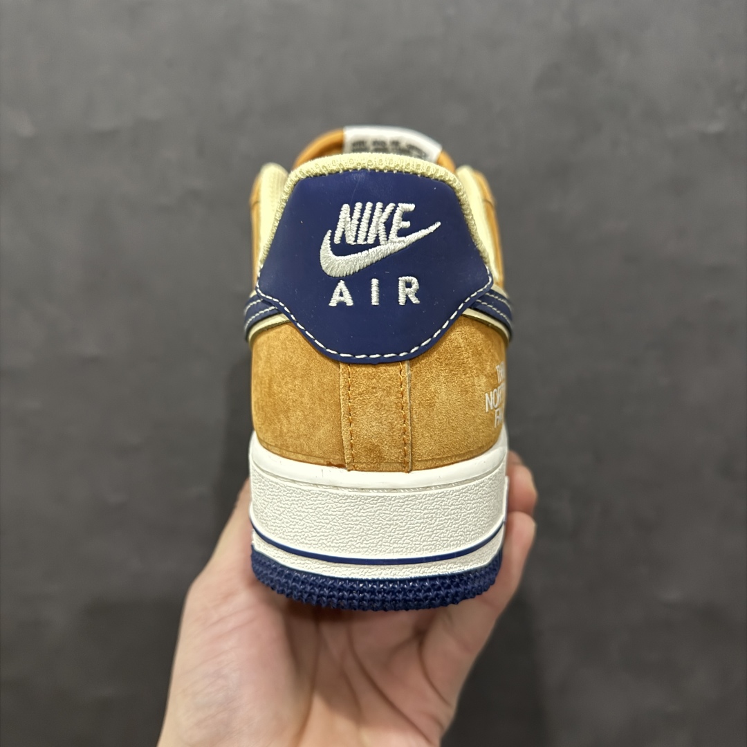 图片[4]-【定制版】Nike Air Force 1 Low 07 x The North Face 黄橙蓝三小钩满天星n原楦头原纸板 打造纯正低帮空军版型 专注外贸渠道 全掌内置蜂窝气垫原盒配件 原厂中底钢印、拉帮完美官方货号：DM6868 053 Size：36 36.5 37.5 38 38.5 39 40 40.5 41 42 42.5 43 44 44.5 45 编码：HXS310320-莆田鞋批发中心