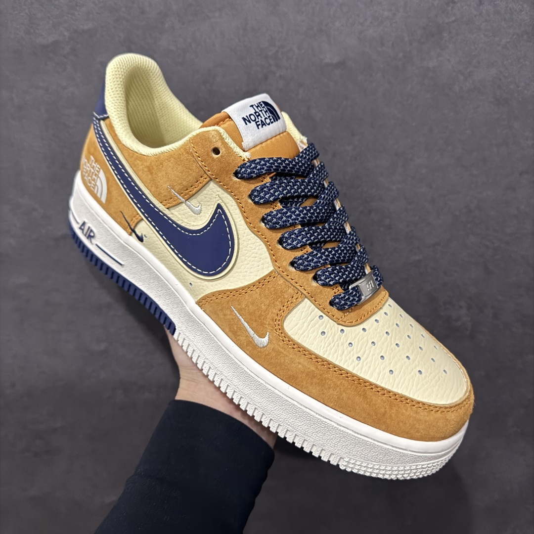 图片[3]-【定制版】Nike Air Force 1 Low 07 x The North Face 黄橙蓝三小钩满天星n原楦头原纸板 打造纯正低帮空军版型 专注外贸渠道 全掌内置蜂窝气垫原盒配件 原厂中底钢印、拉帮完美官方货号：DM6868 053 Size：36 36.5 37.5 38 38.5 39 40 40.5 41 42 42.5 43 44 44.5 45 编码：HXS310320-莆田鞋批发中心