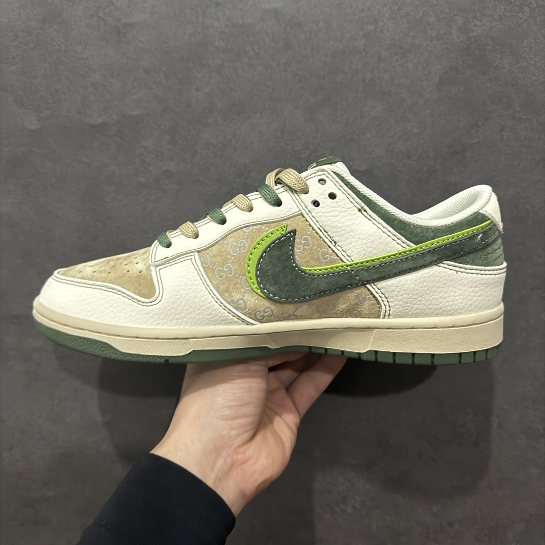 图片[2]-【定制版】Nike SB Dunk Low x GUCCI 灰棕绿小钩双鞋带n纯原大厂出品 极力推荐n原装头层材料 独家版型蒸餾加工n帶來的是更好的视觉和脚感体验n大厂纯原品质出货 清洁度 电绣工艺皮料切割干净无任何毛边 细节完美 官方货号：DM6868 025 尺码：36 36.5 37.5 38 38.5 39 40 40.5 41 42 42.5 43 44 44.5 45  编码：HXS340360-莆田鞋批发中心