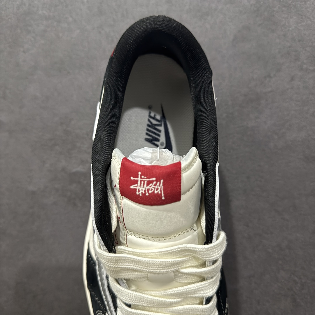 图片[7]-【定制版】Travis Scott x Fragment Design x Air Jordan 1 Low OG SP AJ1 乔1 斯图西联名 黑银蛇双色 低帮文化休闲板鞋rn#多方联名合作融合了Travis Scott 独特的音乐风格，藤原浩个性的设计风格以及Jordan品牌的经典元素 使其成为一双具有独特身份和价值的鞋子 清新而立体的外观加上联名标识更突出了其独特身份 这种配色方案显示出活力和时尚感 在视觉上引人注目  鞋身的质感和细腻的细节处理使其显得高端而格调十足  这款“倒钩”联名是设计与创意完美结合  融合多方的个性风格是一款备受瞩目的潮流鞋款r 货号：DM9288-007 尺码：36 36.5 37.5 38 38.5 39 40 40.5 41 42 42.5 43 44 44.5 45 编码：HXS340360-莆田鞋批发中心