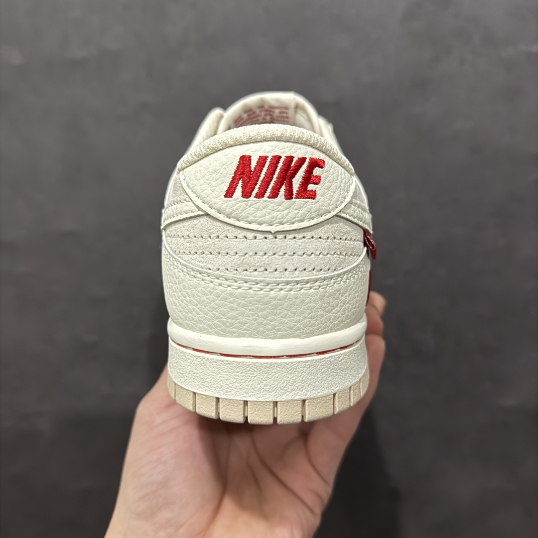 图片[4]-【定制版】Nk SB Dunk Low NIKE新年红 周年高端定制 低帮休闲板鞋rn#定制鞋盒 大厂纯原品质出货 超高清洁度 皮料切割干净无任何毛边 细节完美 r 货号：DJ2024-116 尺码：36 36.5 37.5 38 38.5 39 40 40.5 41 42 42.5 43 44 44.5 45  编码：HXS340360-莆田鞋批发中心