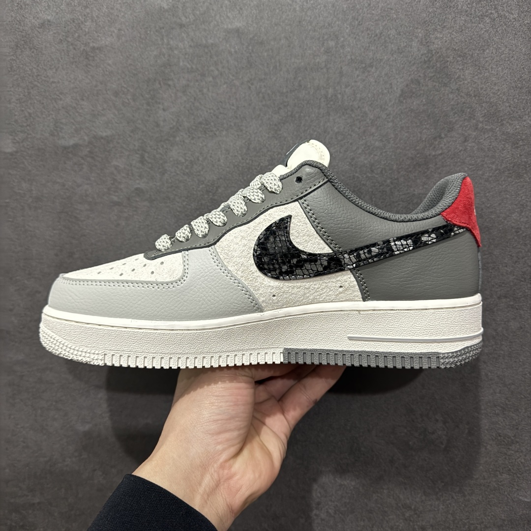 图片[2]-【定制版】Nike Air Force 1 Low 07 x The North Face 白灰黑小钩满天星n原楦头原纸板 打造纯正低帮空军版型 专注外贸渠道 全掌内置蜂窝气垫原盒配件 原厂中底钢印、拉帮完美官方货号：DM6868 052 Size：36 36.5 37.5 38 38.5 39 40 40.5 41 42 42.5 43 44 44.5 45 编码：HXS310320-莆田鞋批发中心