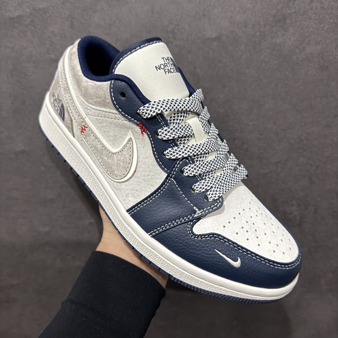 图片[3]-【定制版】Air Jordan 1 Low AJ1 乔1 北面联名 蓝白灰猪八 高端定制 低帮复古篮球鞋rn#定制鞋盒 大厂纯原品质出货 超高清洁度 皮料切割干净无任何毛边 细节完美货号：DM9188-016r 尺码：36 36.5 37.5 38 38.5 39 40 40.5 41 42 42.5 43 44 44.5 45 编码：HXS340360-莆田鞋批发中心