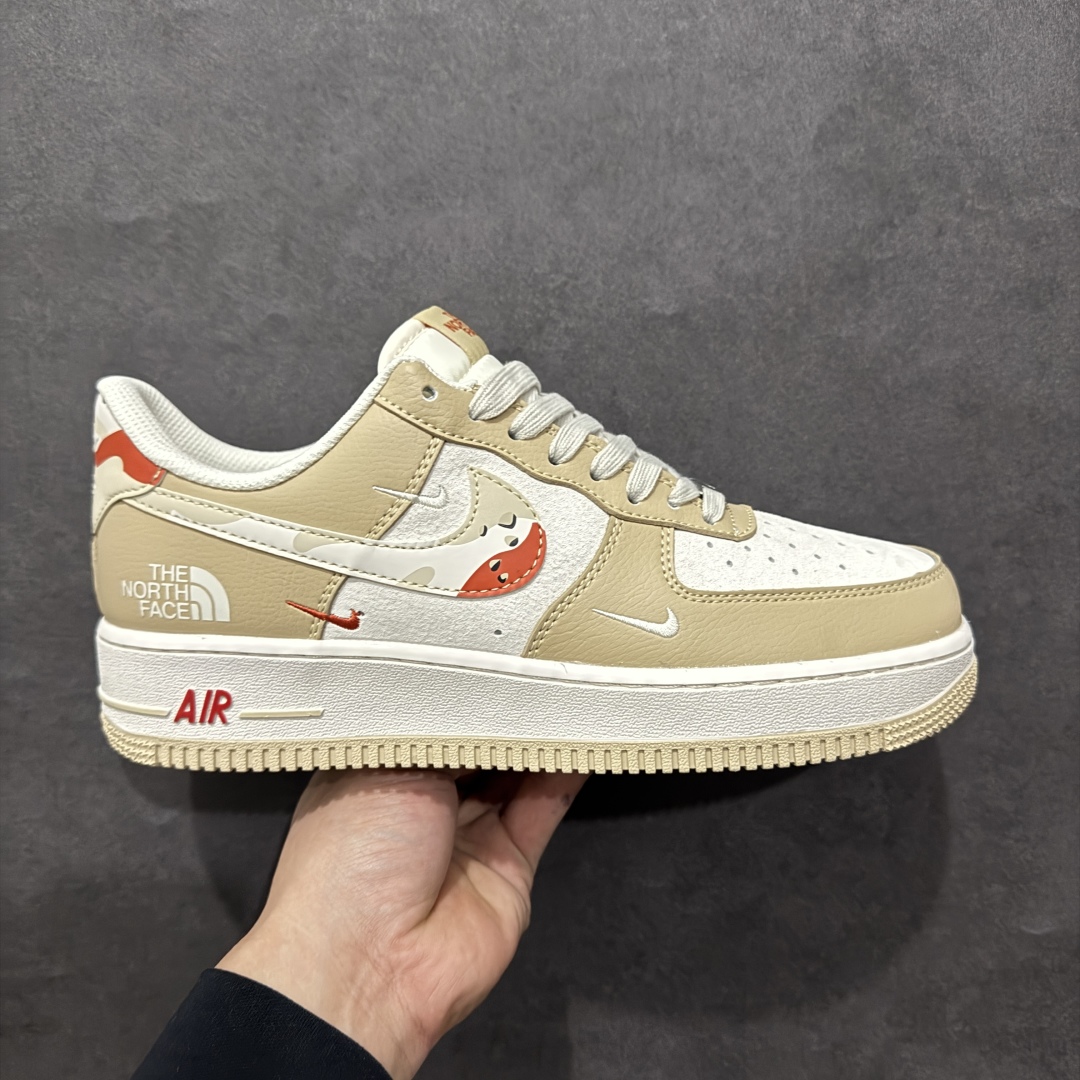 【定制版】Nike Air Force 1 Low 07 x The North Face 米黄三小钩n原楦头原纸板 打造纯正低帮空军版型 专注外贸渠道 全掌内置蜂窝气垫原盒配件 原厂中底钢印、拉帮完美官方货号：DM6868 048 Size：36 36.5 37.5 38 38.5 39 40 40.5 41 42 42.5 43 44 44.5 45 编码：HXS310320-莆田鞋批发中心