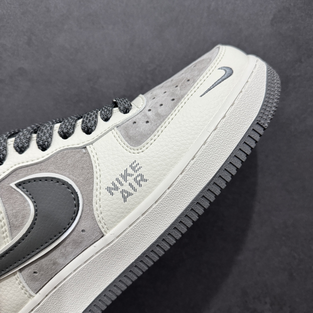 图片[5]-【定制版】Nike Air Force 1 Low 07 x Supreme 白灰小钩满天星n原楦头原纸板 打造纯正低帮空军版型 专注外贸渠道 全掌内置蜂窝气垫原盒配件 原厂中底钢印、拉帮完美官方货号：DM6868 056 Size：36 36.5 37.5 38 38.5 39 40 40.5 41 42 42.5 43 44 44.5 45 编码：HXS310320-莆田鞋批发中心