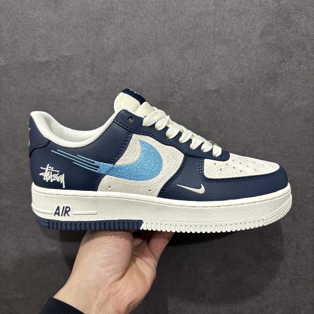 【定制版】Nike Air Force 1 Low 07 x Stussy 白蓝刺绣钩n原楦头原纸板 打造纯正低帮空军版型 专注外贸渠道 全掌内置蜂窝气垫原盒配件 原厂中底钢印、拉帮完美官方货号：DM6688 021 Size：36 36.5 37.5 38 38.5 39 40 40.5 41 42 42.5 43 44 44.5 45 编码：HXS310320-莆田鞋批发中心